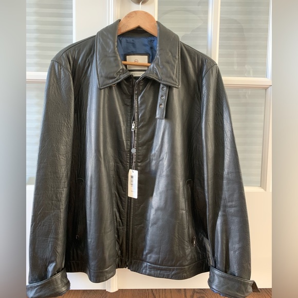 Brand new WITH tags men’s AG Adriano leather jacket.